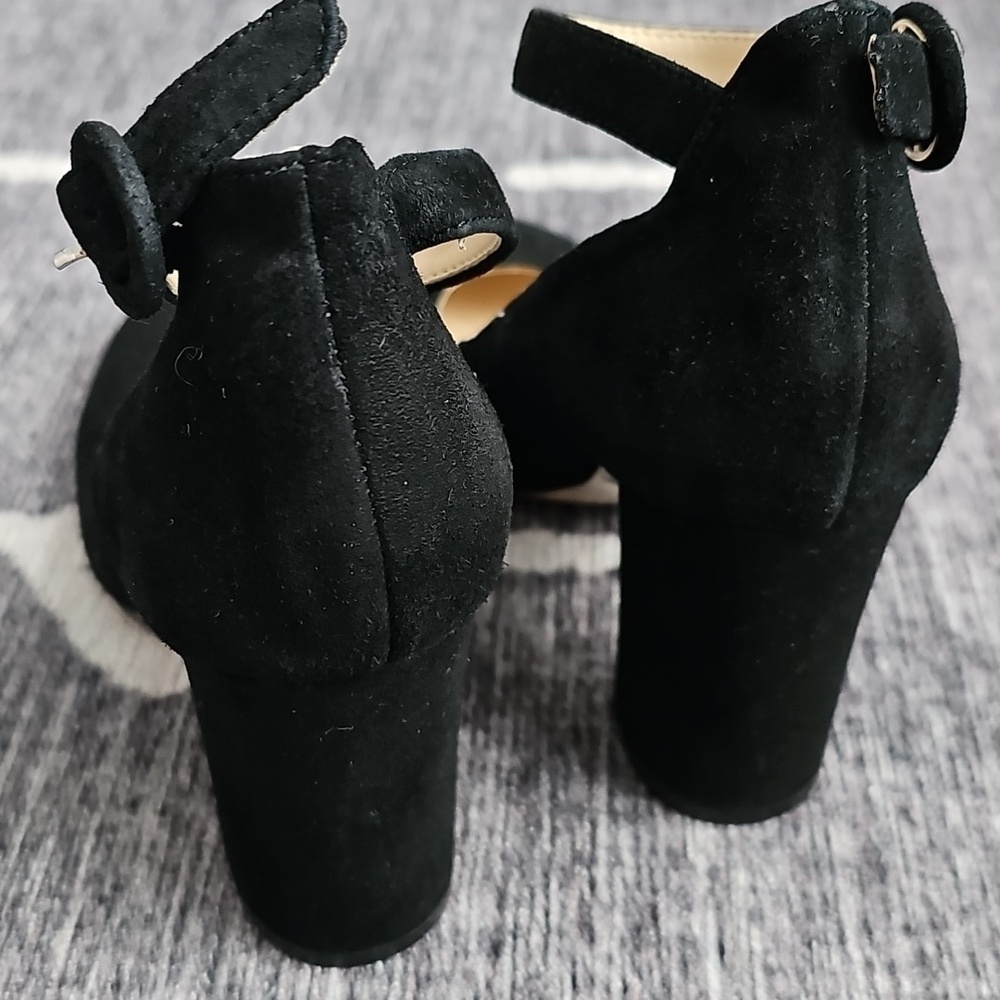 Marc Fisher Suede Heels - Picture 3 of 9